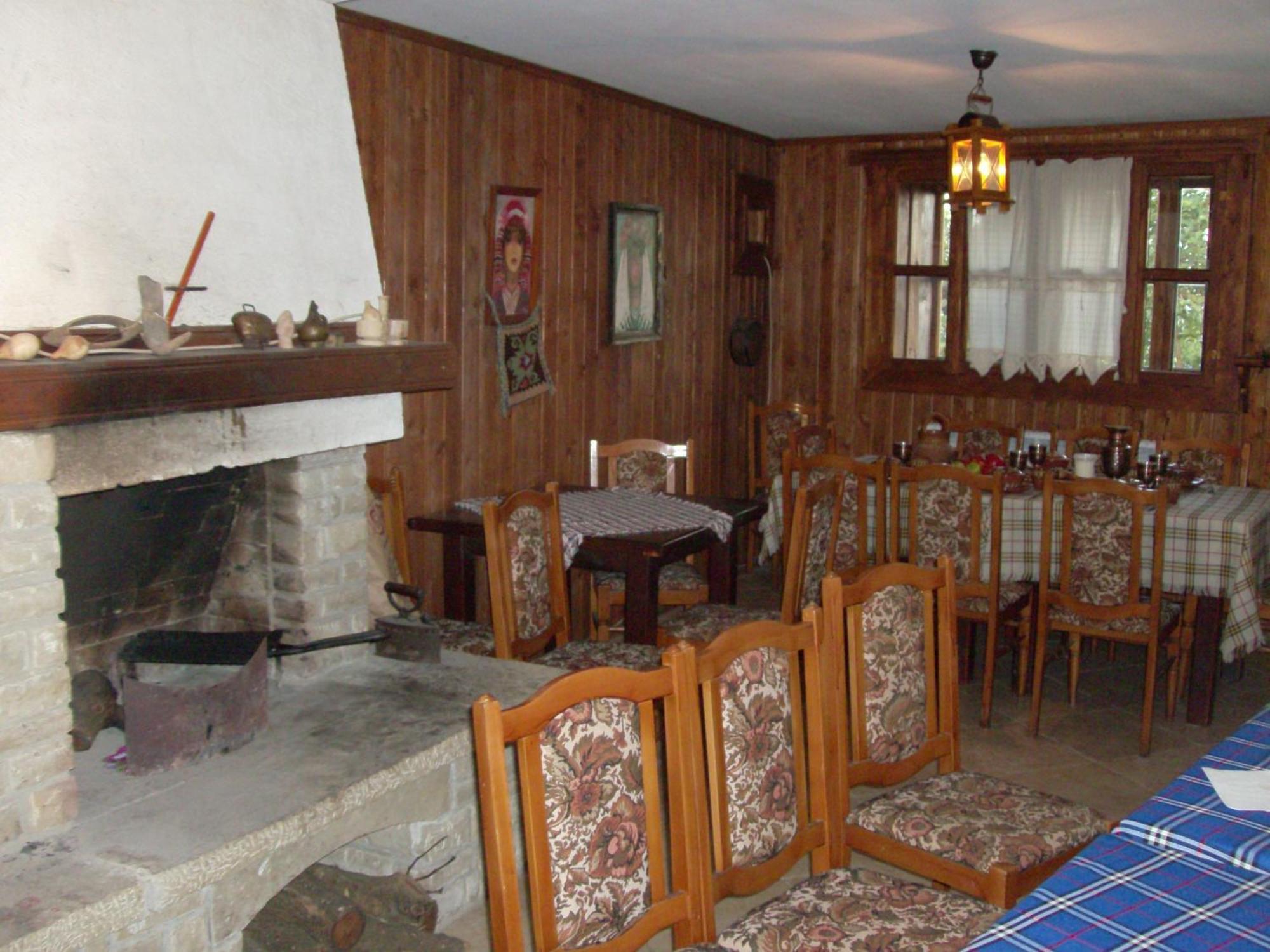 Guest House Zarkova Kushta Жеравна Екстер'єр фото